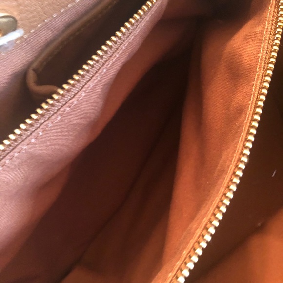 Beautiful Tory Burch Shoulder Bag Brand New W/O Tags - Picture 8 of 9